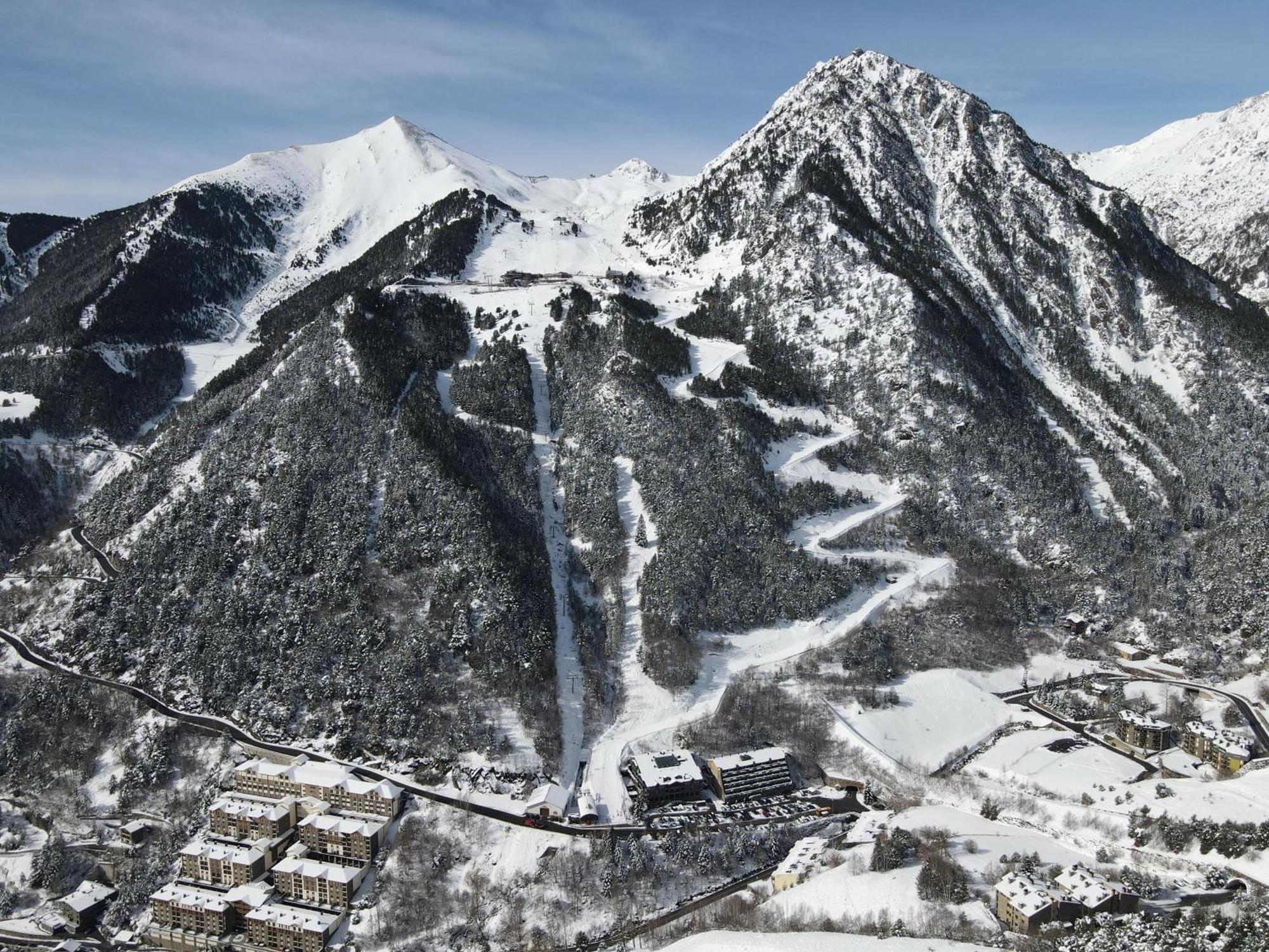 Ushuaia, The Mountain Hotel アリンサル エクステリア 写真